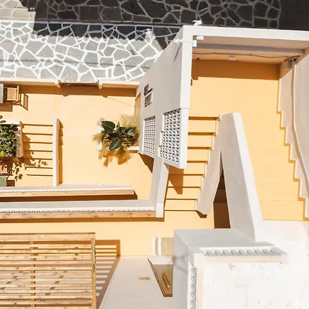 Chic Elysium - Joy Apartmán *