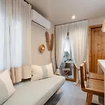 Chic Elysium * Naxos City