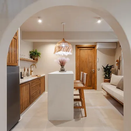 Apartament Chic Elysium Naxos City