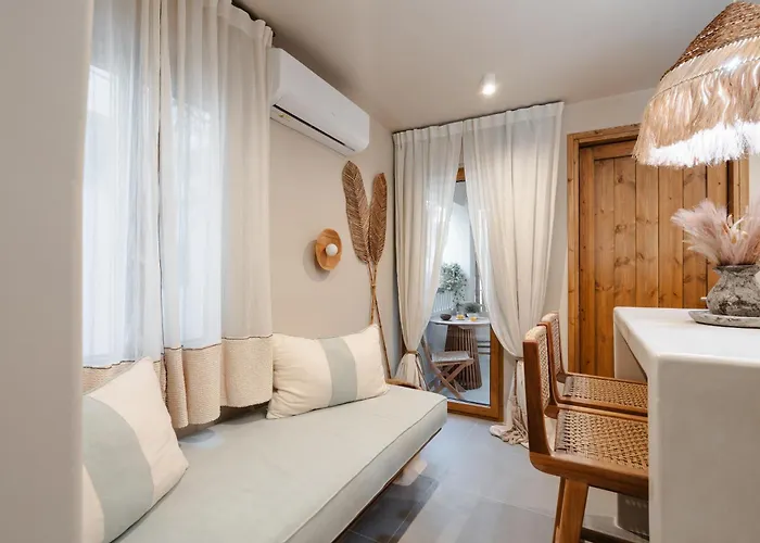 Апартаменты Chic Elysium - Joy